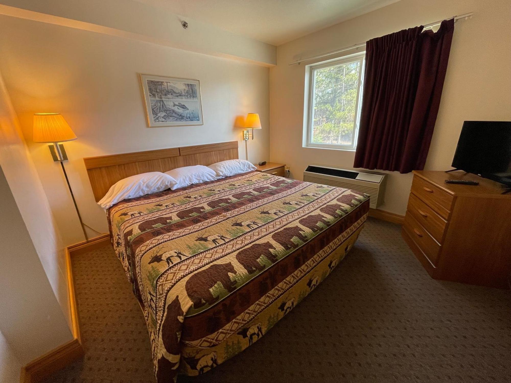 Ausable Valley Inn Mio Zewnętrze zdjęcie